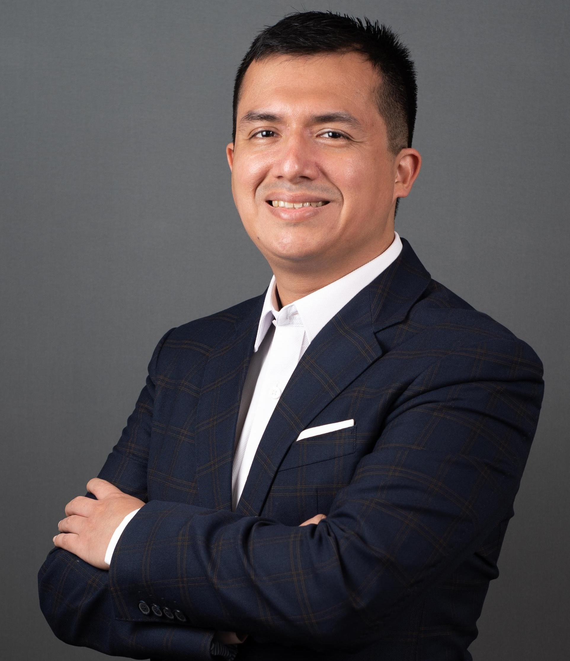 8-12-25-speaker-headshot---Aurio-De-La-Cruz-Salazar-cropped.png